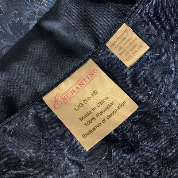 Enchanting. Size Large 14-16. Button Front Pajama Shirt. Corded Collar. B53 - Picture 5 of 5